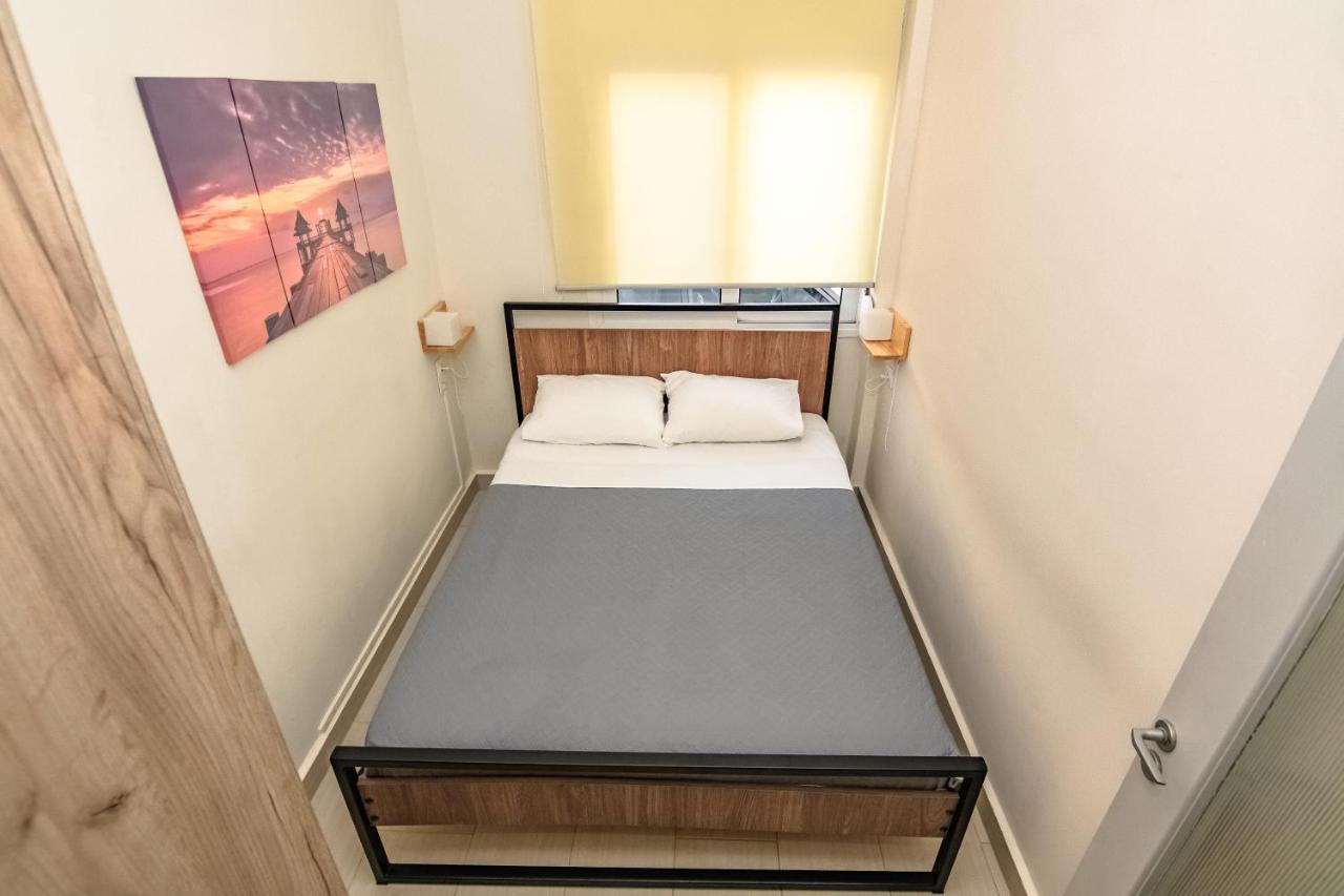 Apartment 2! *