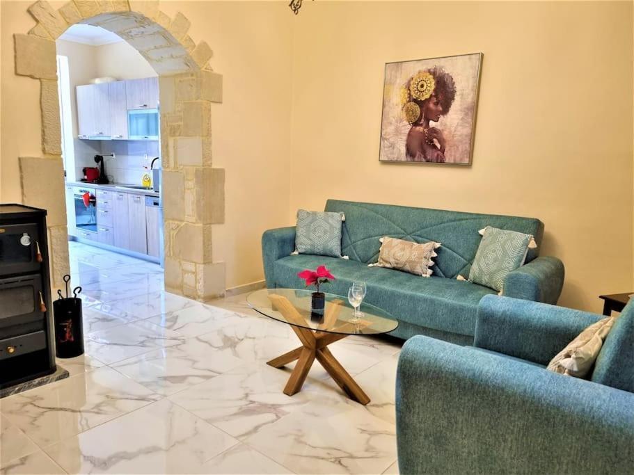Paul's House Chania *