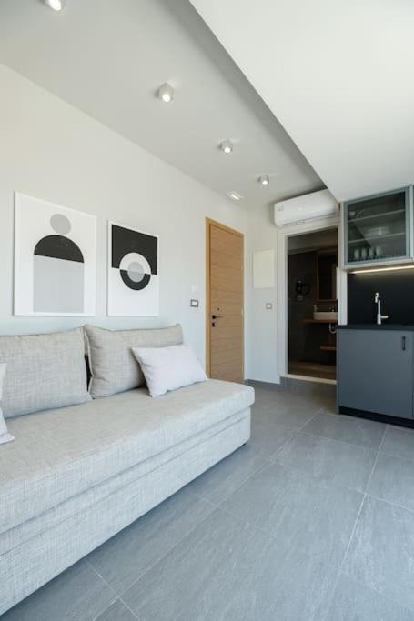 Sky-high Penthouse W. Stunning Views - 04 Apartment