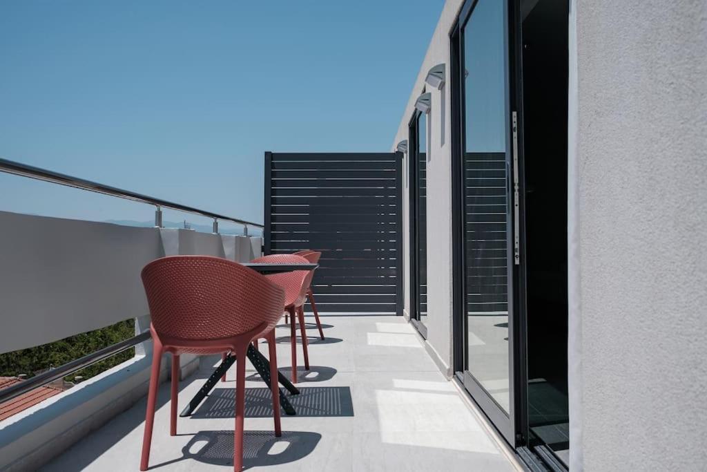 Sky-high Penthouse W. Stunning Views - 04 Apartment