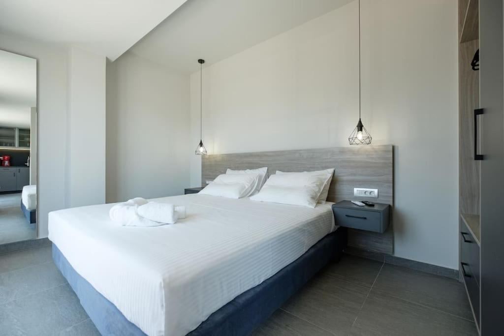 Apartment Sky-high Penthouse W. Stunning Views - 04 Chania (Crete)