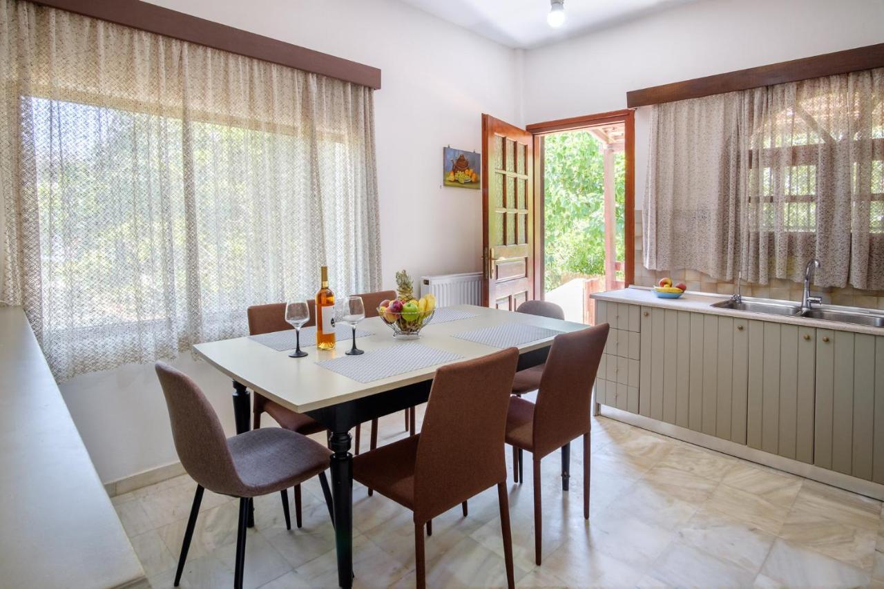 Villa Thalia In Chania Pelekapina *