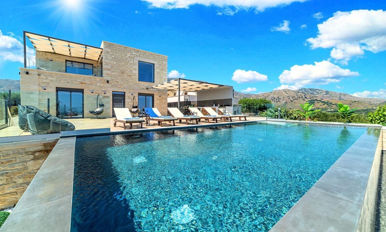 Major Villa *