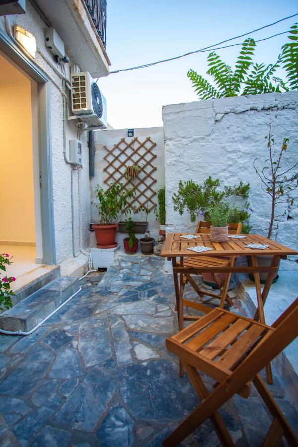 Johns - Venetian Port Apartment