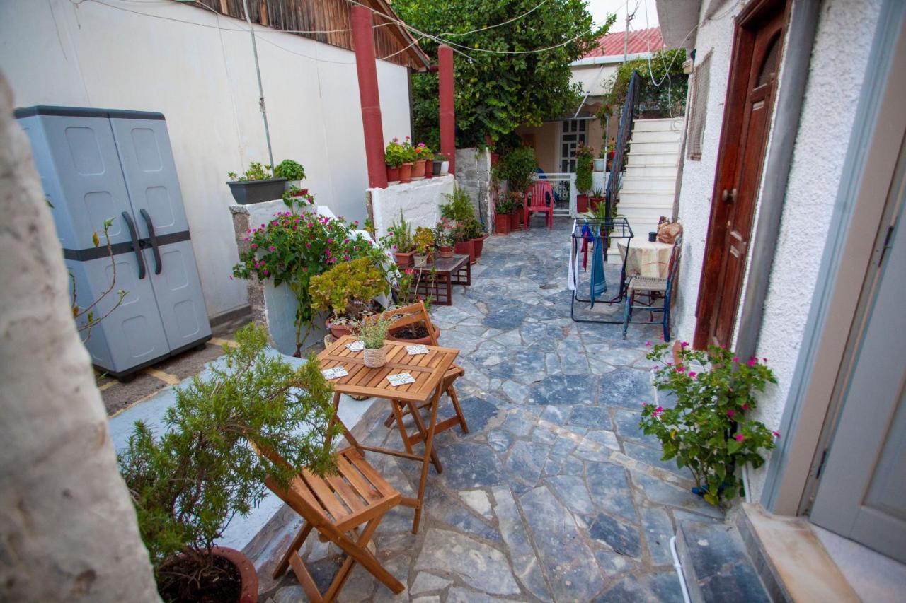 Johns - Venetian Port * Chania (Crete)