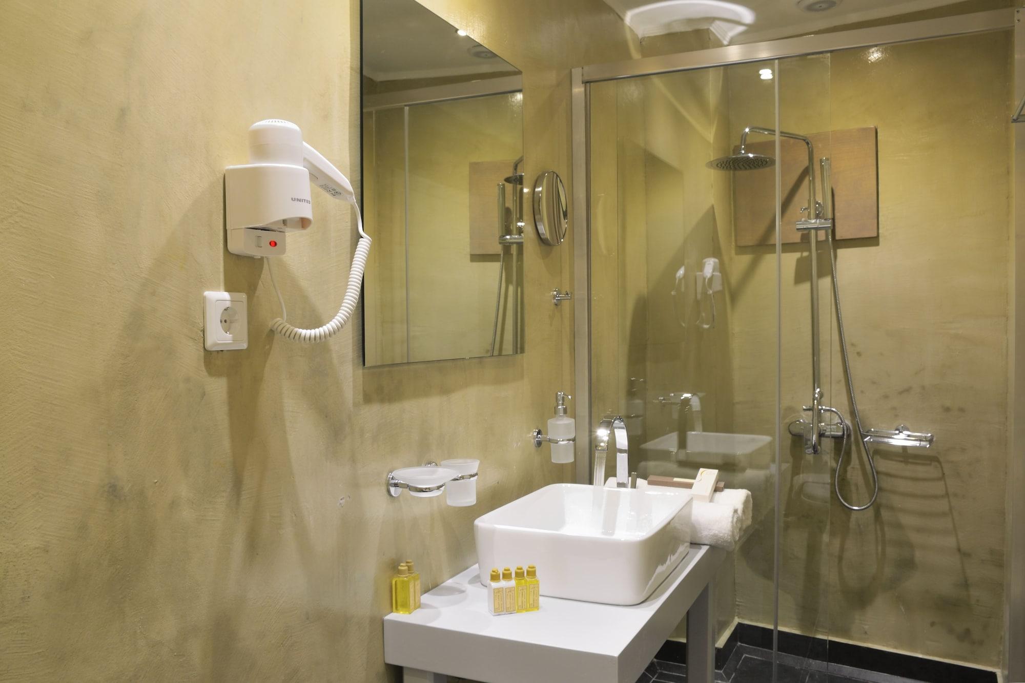 Elia Dorotheou Episkopou Hotel