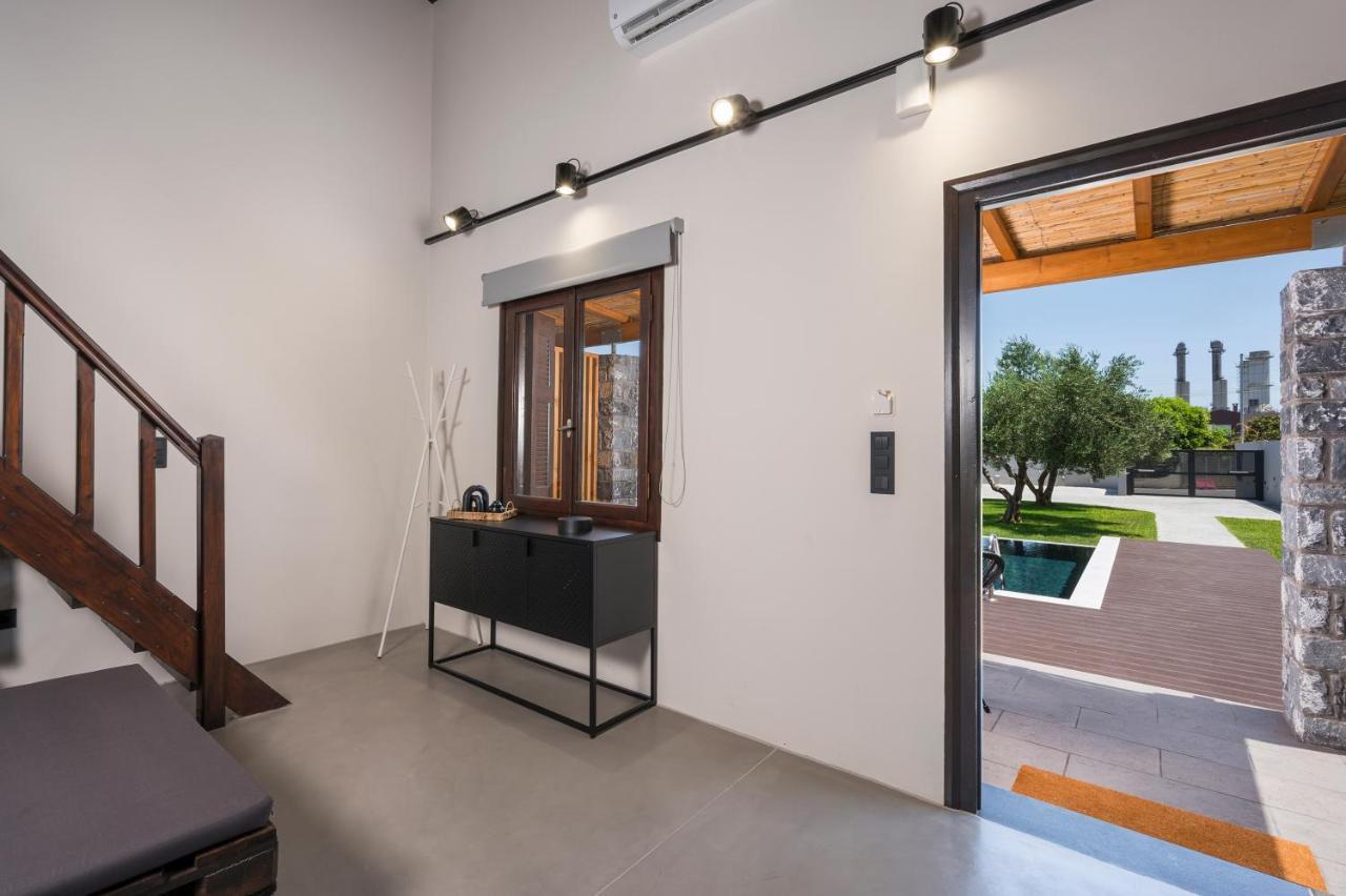 Eightyfour Living With Private Pool Villa *