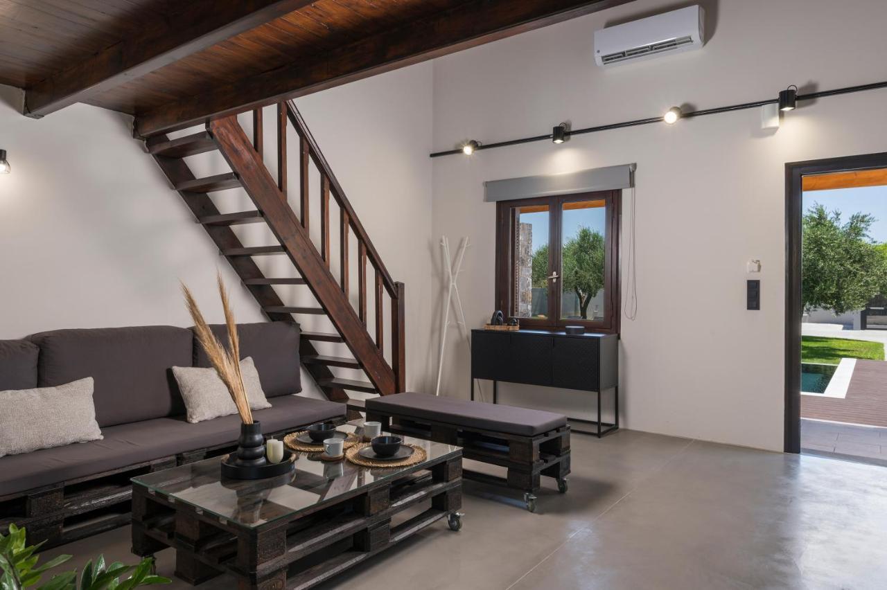 Eightyfour Living With Private Pool Villa Chania (Crete)