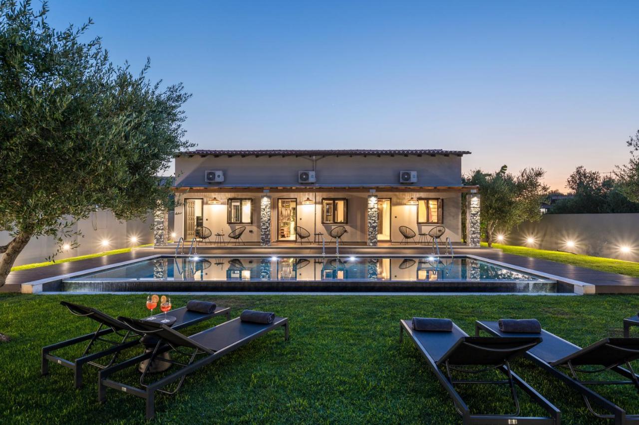 Eightyfour Living With Private Pool Villa *