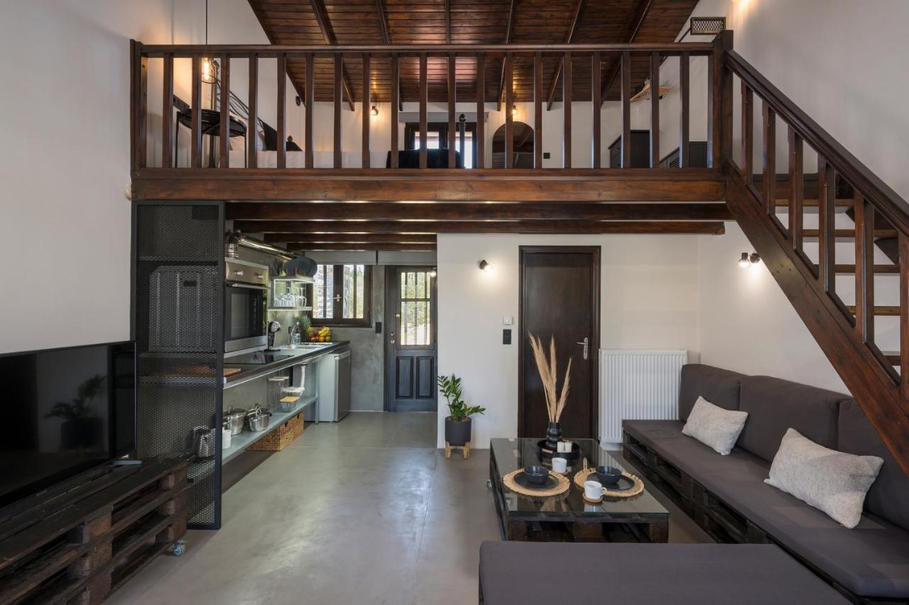 Eightyfour Living With Private Pool *