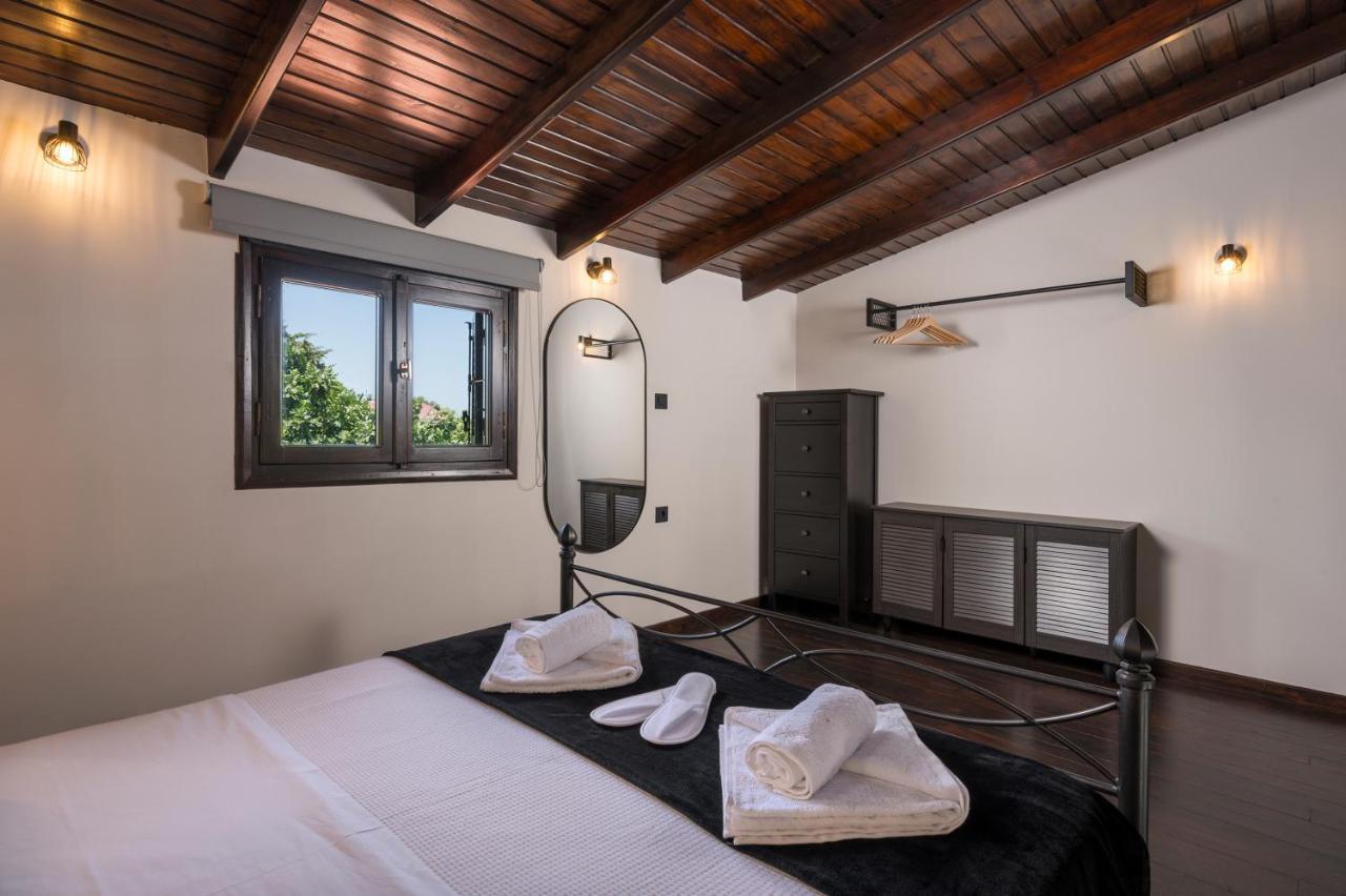 Eightyfour Living With Private Pool Chania (Crete)