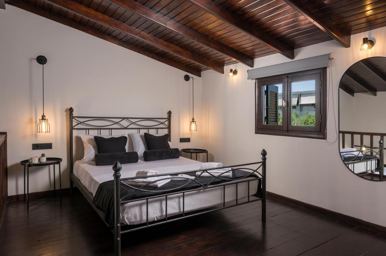 Villa Eightyfour Living With Private Pool Chania (Crete)