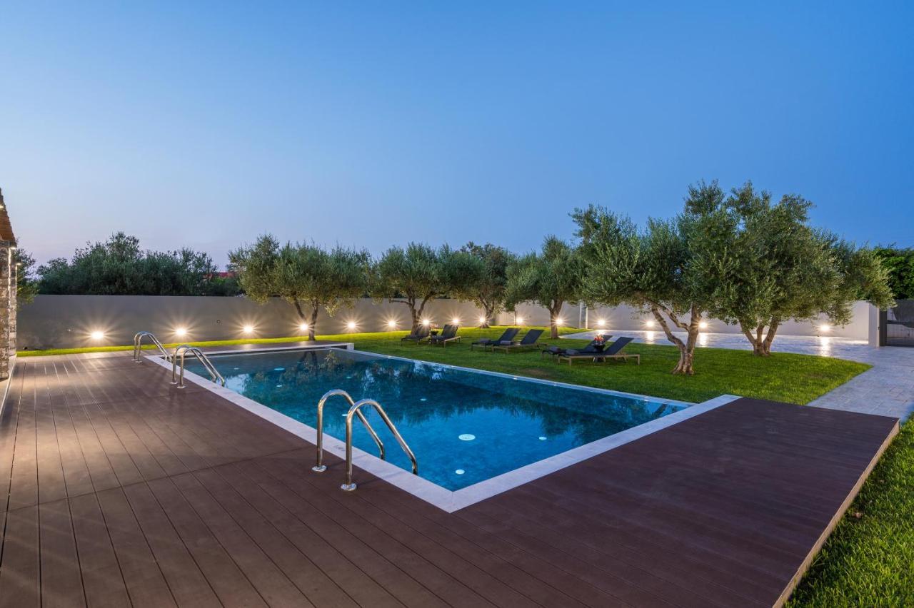Eightyfour Living With Private Pool * Chania (Crete)