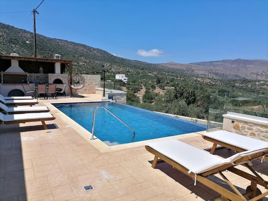 Villa Halepouri *