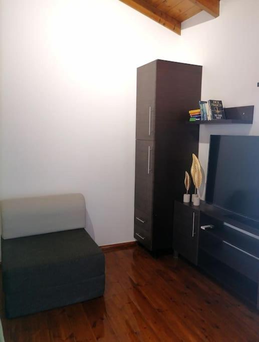 Halepouri Apartment *