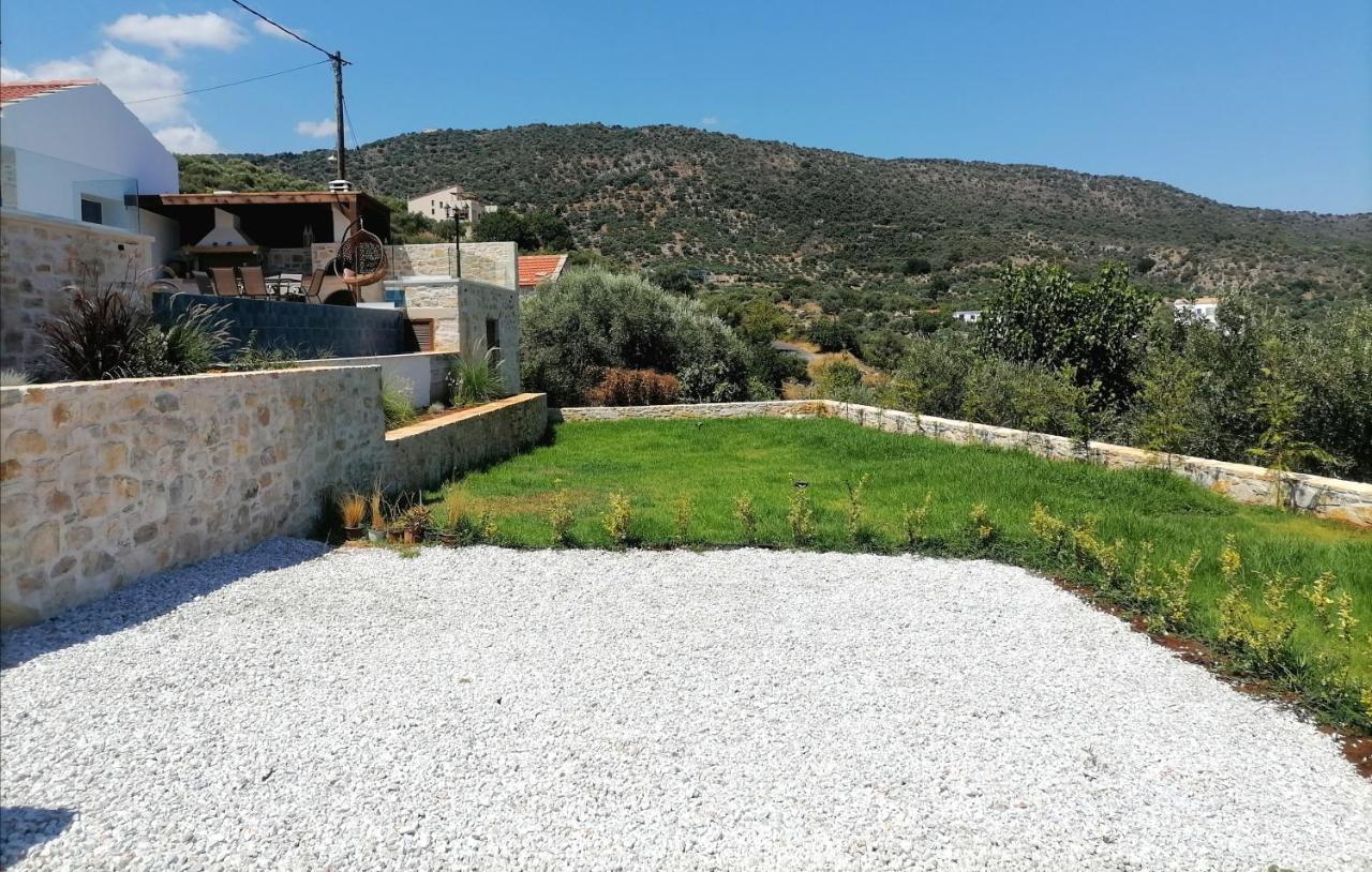 Halepouri Villa