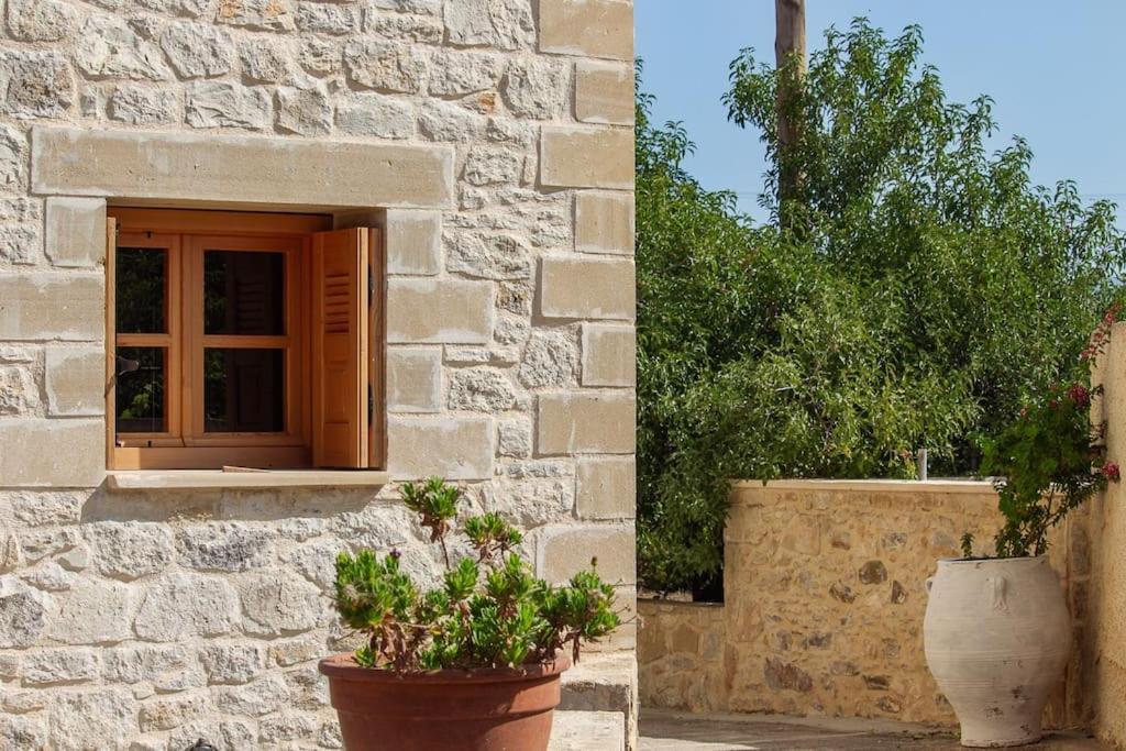 Holiday home Amygdalia Traditional House *
