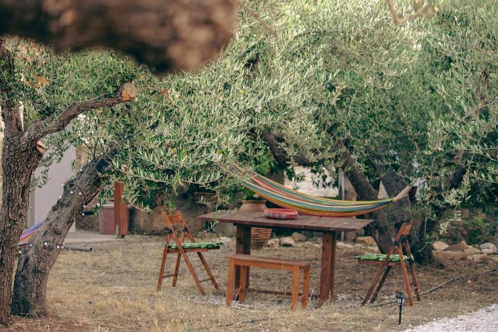 Amygdalia Traditional House Holiday home *