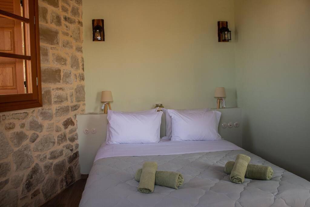 Amygdalia Traditional House *