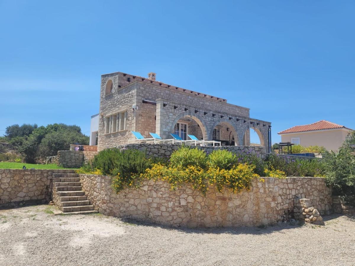Noah's Ark Villa