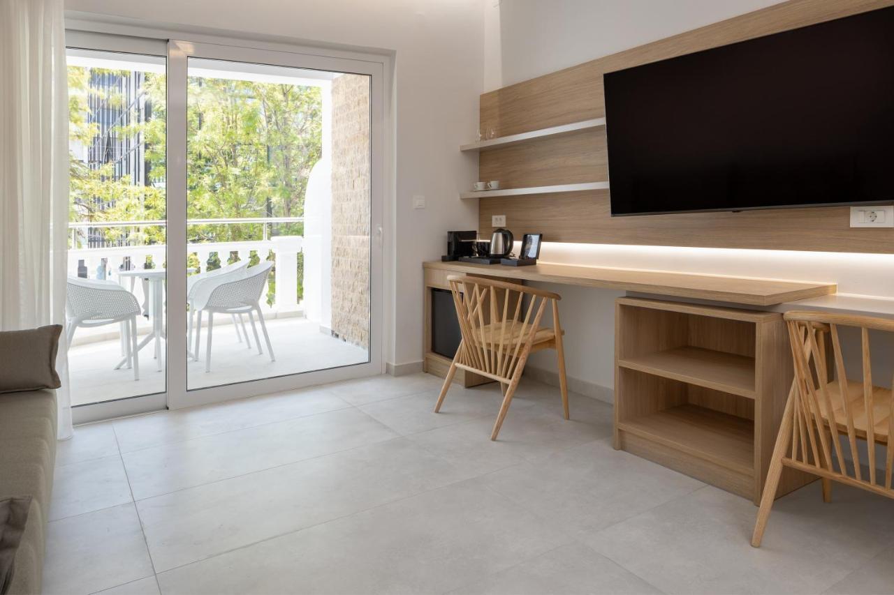 Epavli Grace Hotel