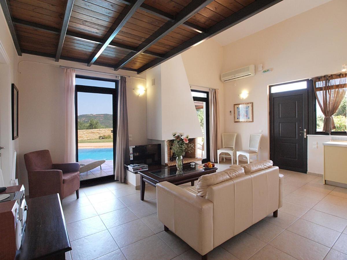 Rotunda B Villa Chania (Crete)