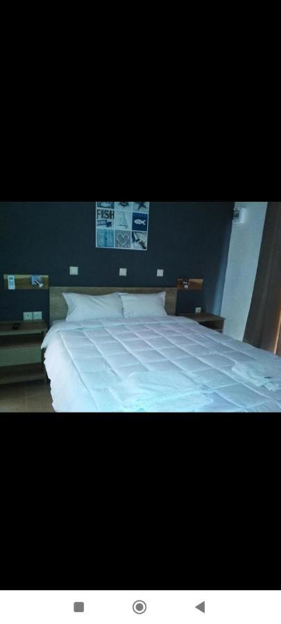 D. Beloni Aparthotel *