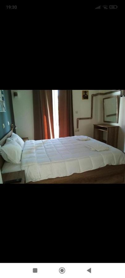 D. Beloni Aparthotel *