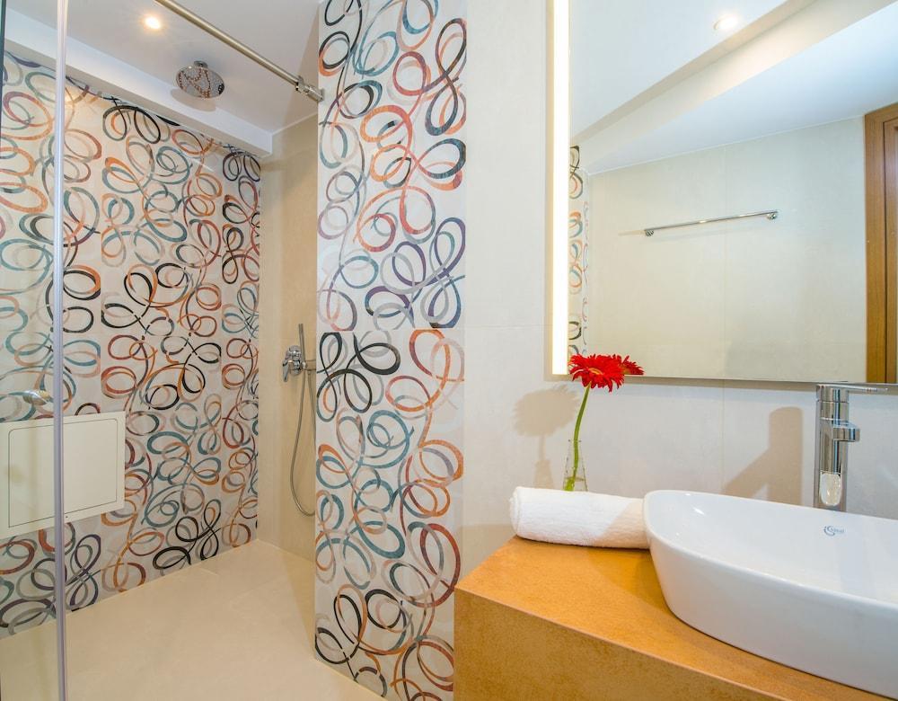 M Hotel 3*