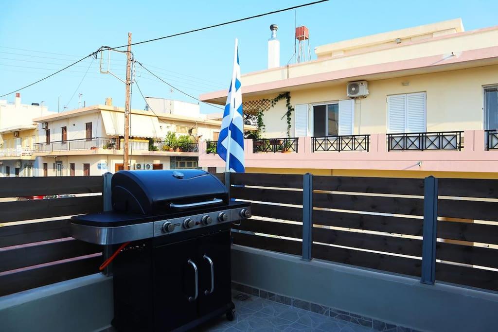 Olga's Front Yard * Chania (Crete)
