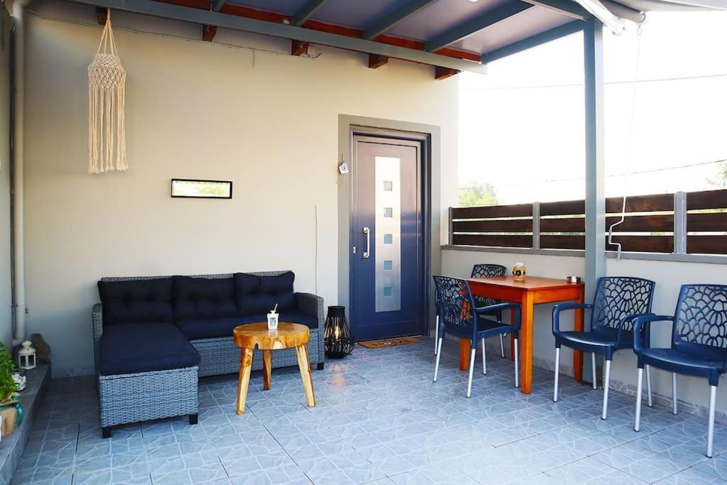 Olga's Front Yard Apartment Chania (Crete)
