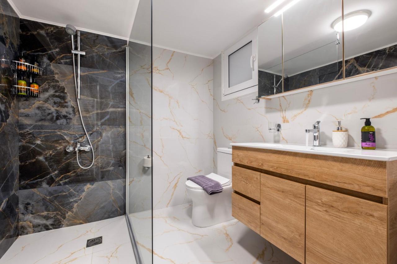 Urban Elegance, 3-bedroom Flat In Heart Of Chania Apartment