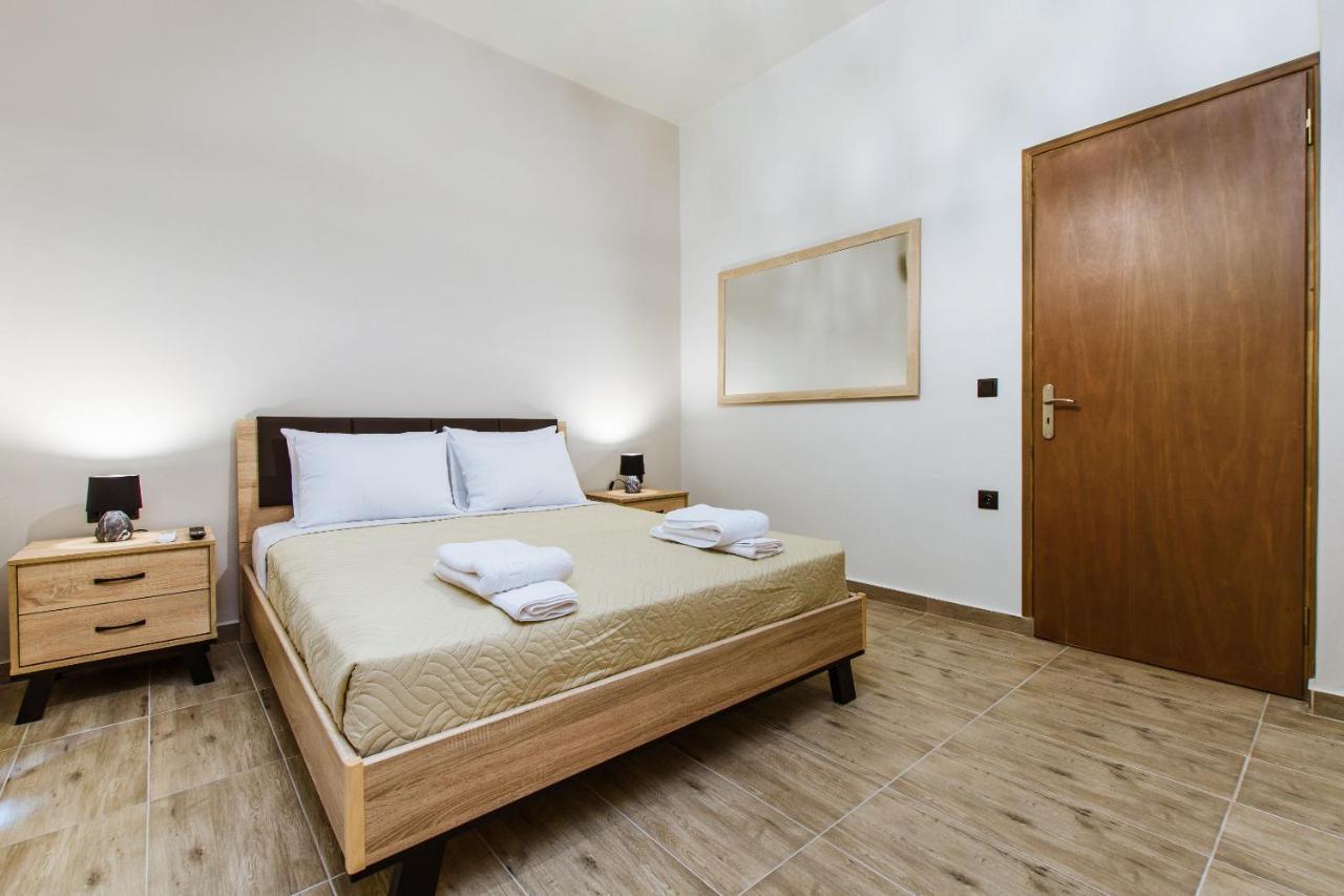Apartment Krinis Next The Old Harbour