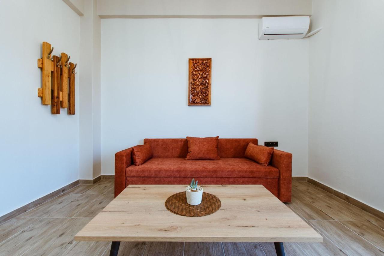 Apartment Krinis Next The Old Harbour Chania (Crete)