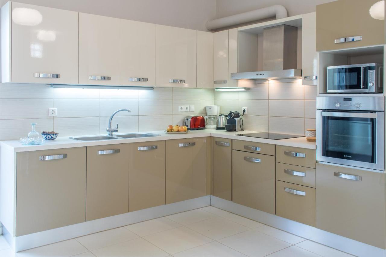 Apartment Blue Iris: Stylish Just 10 Minutes Walk From Old Town Chania Chania (Crete)