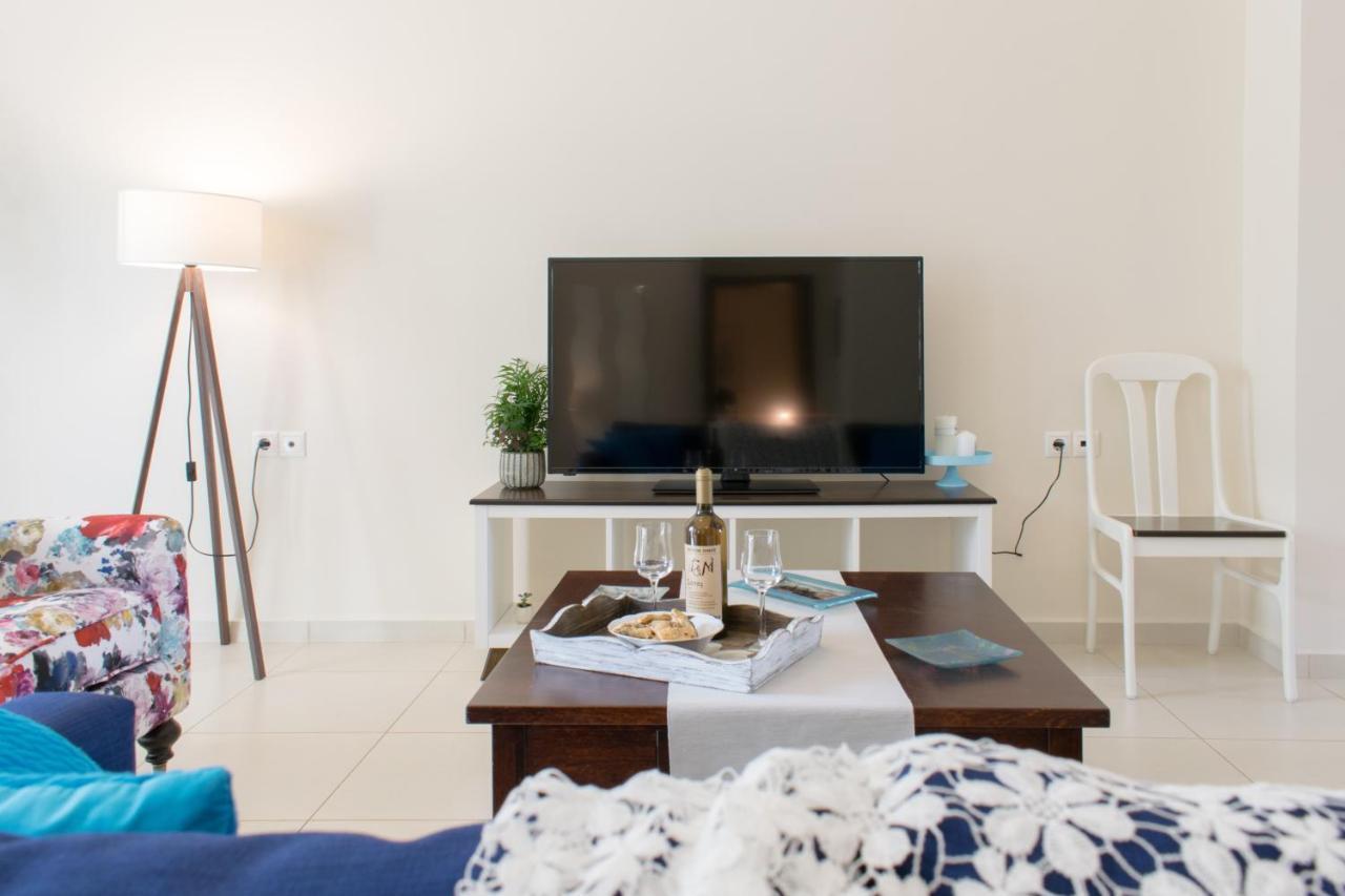 Blue Iris: Stylish Just 10 Minutes Walk From Old Town Chania