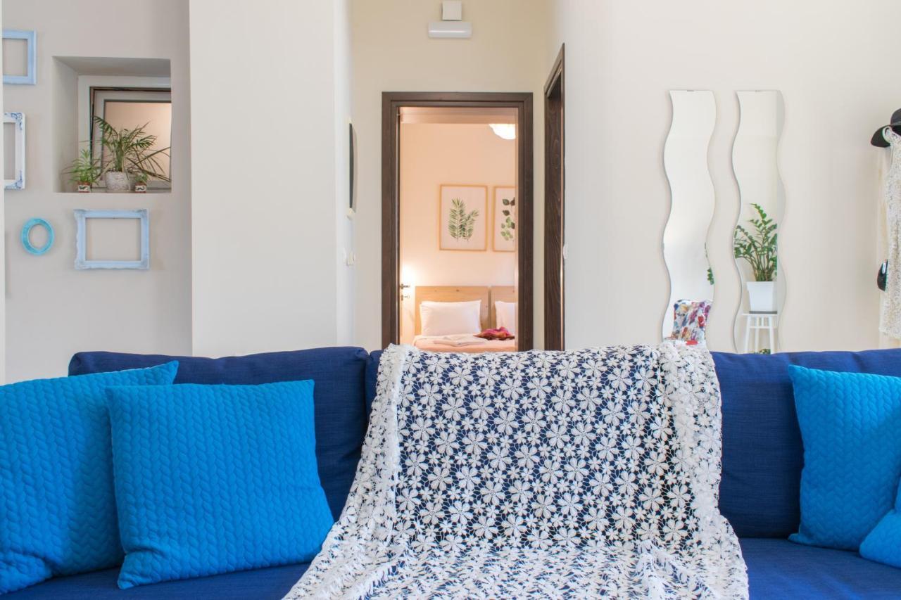 Apartment Blue Iris: Stylish Just 10 Minutes Walk From Old Town Chania