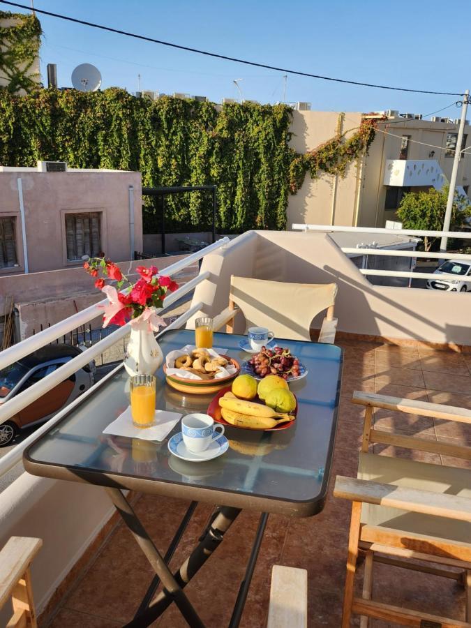 Apartment Nora In Almyrida