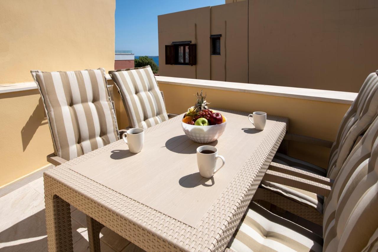 Deluxe Maisonette *