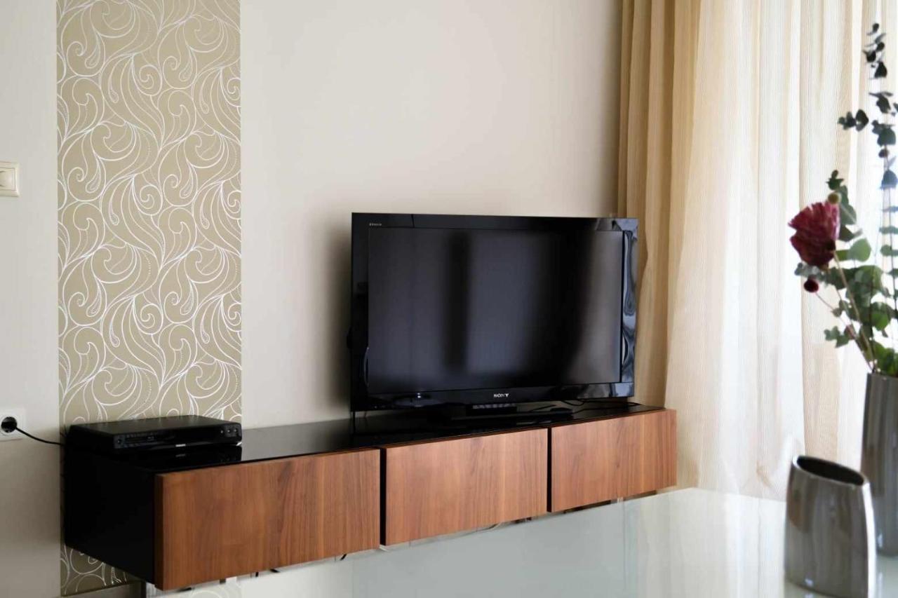 Eri Apartment