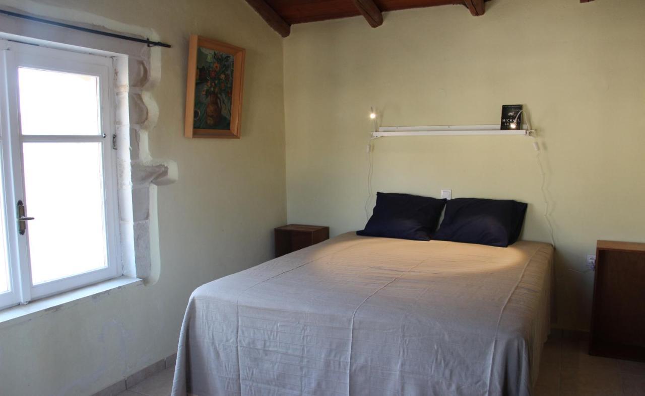 Arismari - Kokkino Chorio Holiday home *
