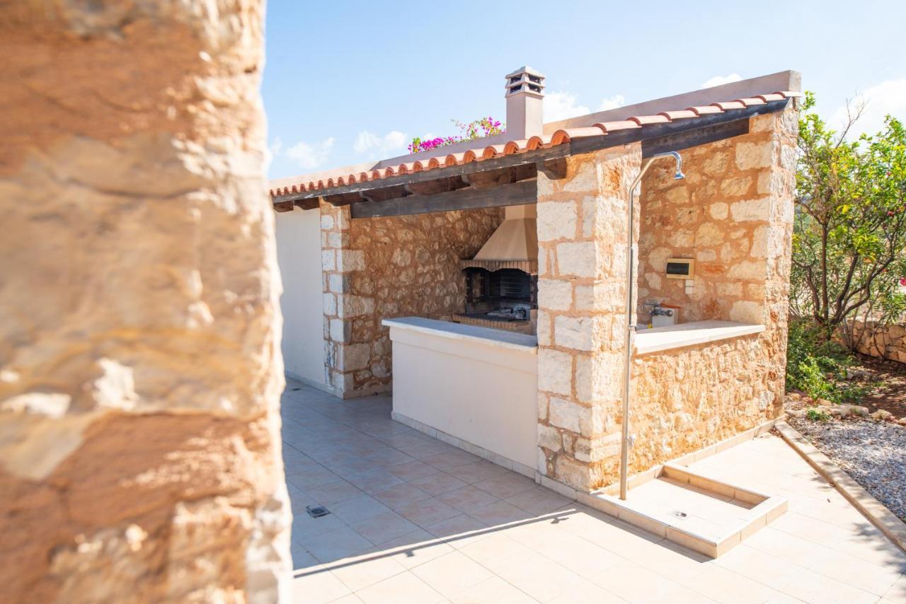 Anna Gaia - Tsivaras Villa *