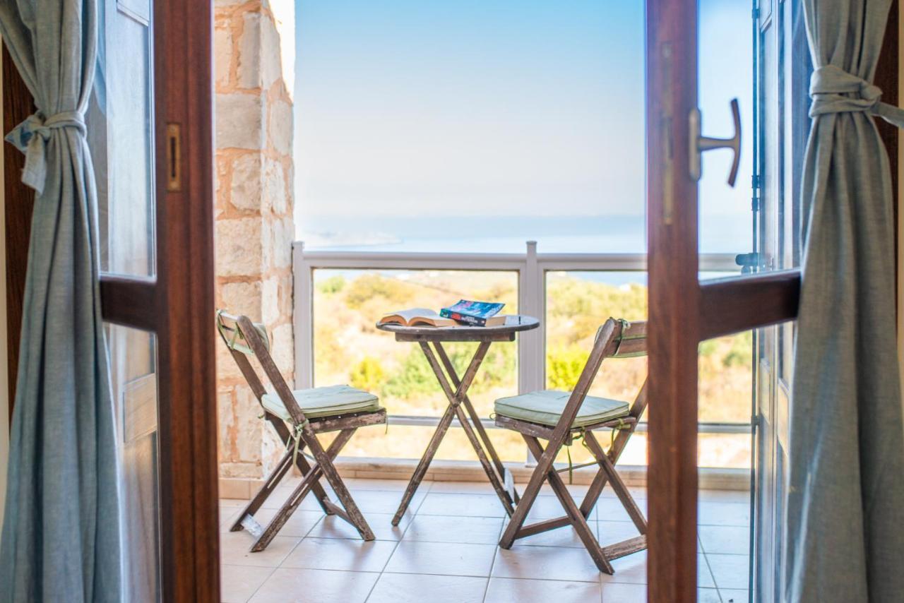 Anna Gaia - Tsivaras * Chania (Crete)