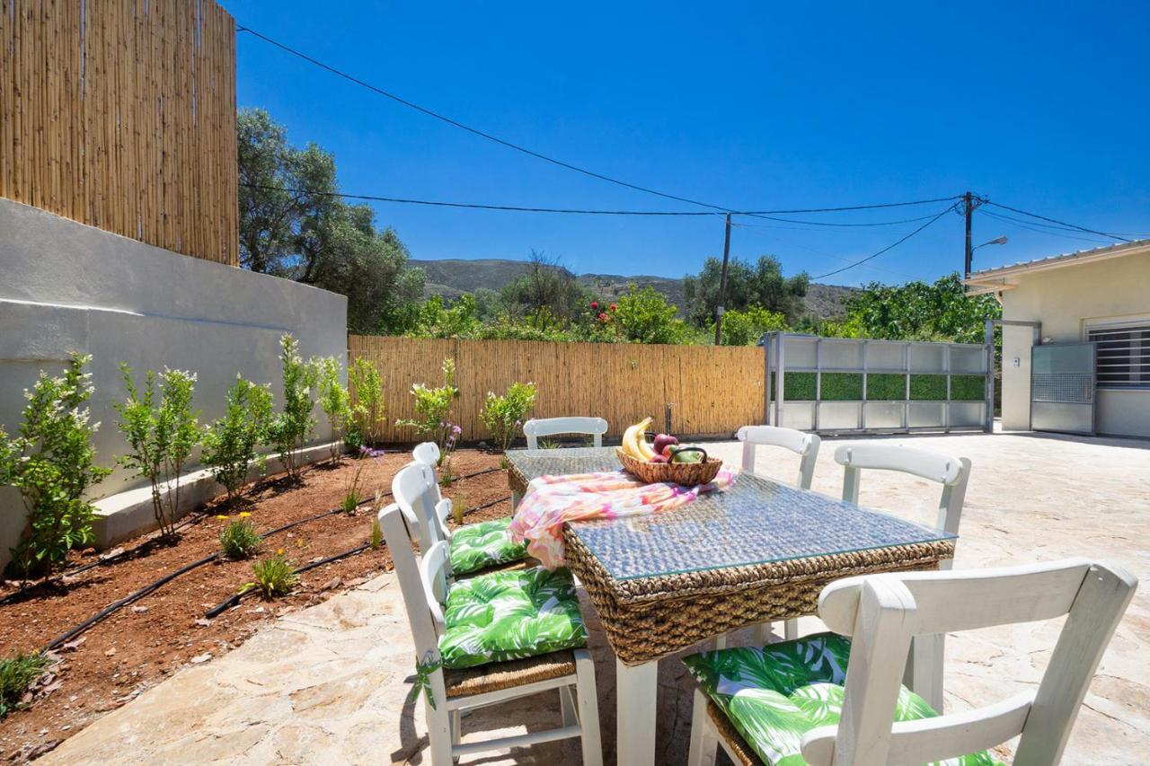 Avo * Chania (Crete)