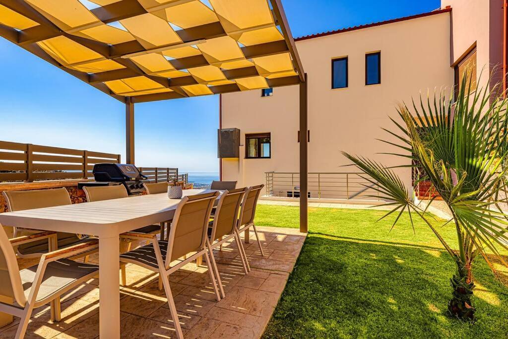 Lia With Private Eco Pool - Amazing View Apartment *