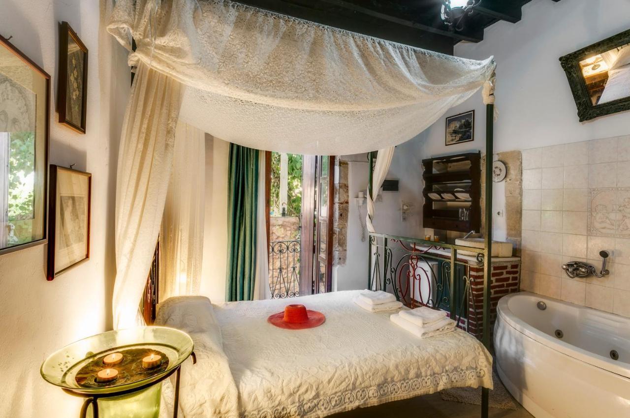Ifigenia Trad.rooms In Oldtown By.marios * Chania (Crete)