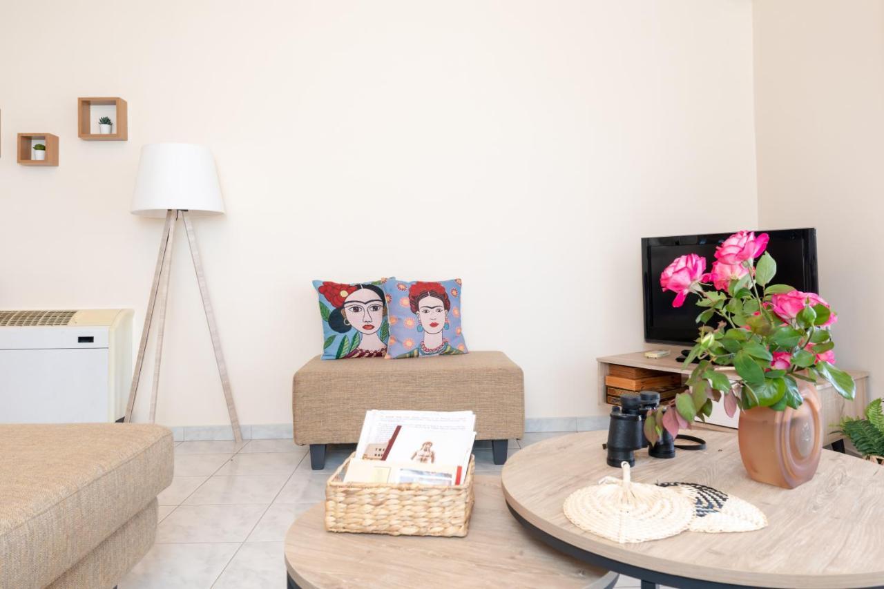 Aelia Apartment