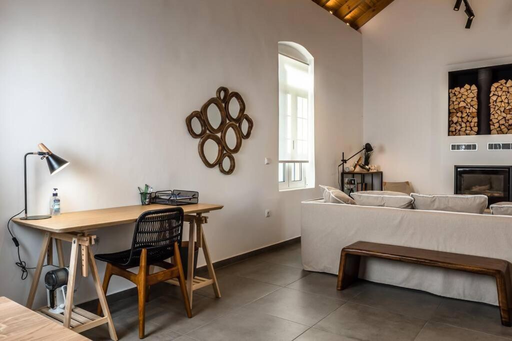 Holiday home Charming Kiklamino In Agios Mattheos *