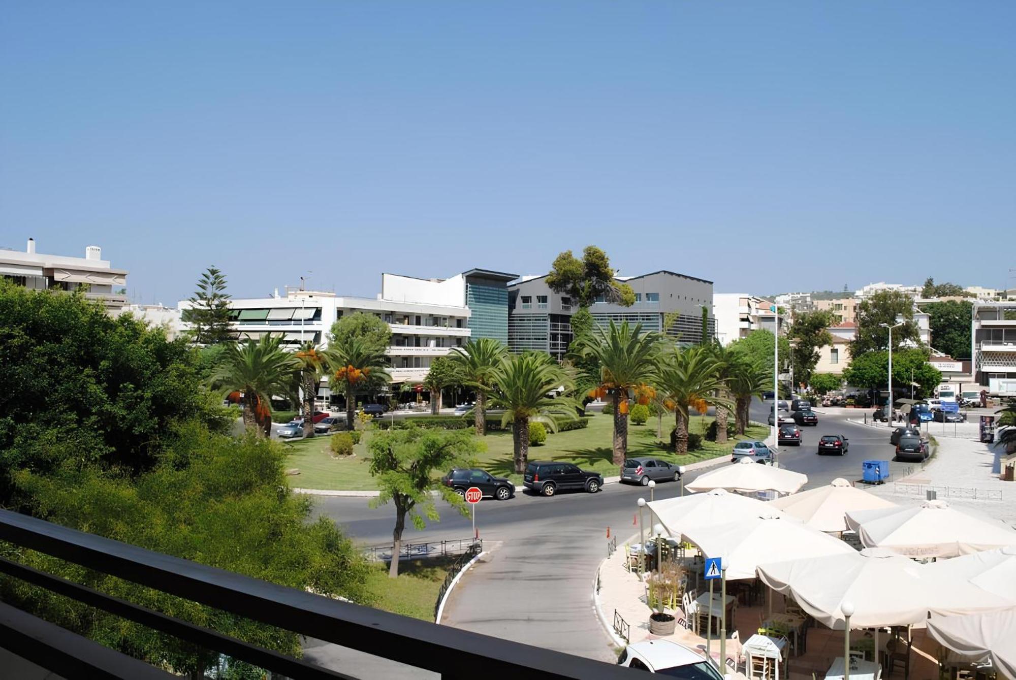 Marita's - Dikastirion Apartment Chania (Crete)
