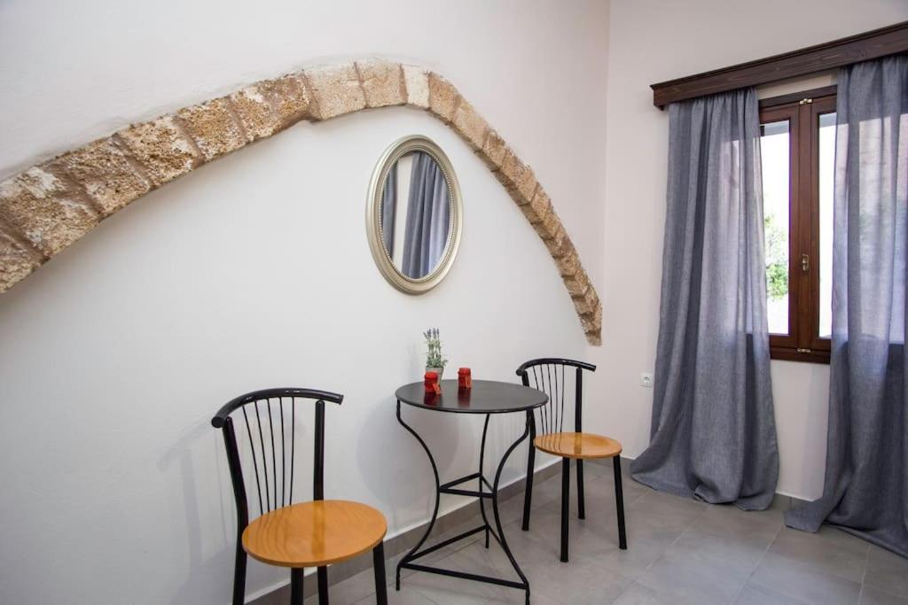 Vakantiehuis Kalliston House With A Yard Chania (Crete)